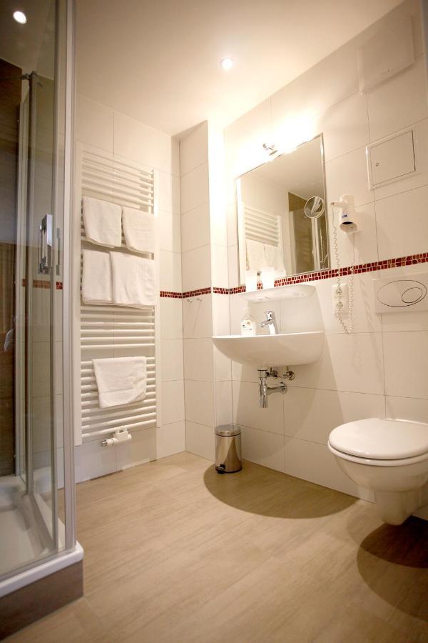 Gasthof Hillig Bad Gottleuba-Berggiesshuebel Ngoại thất bức ảnh